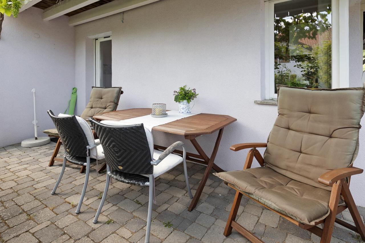 Zum Haselbach Apartamento Weilheim Exterior foto